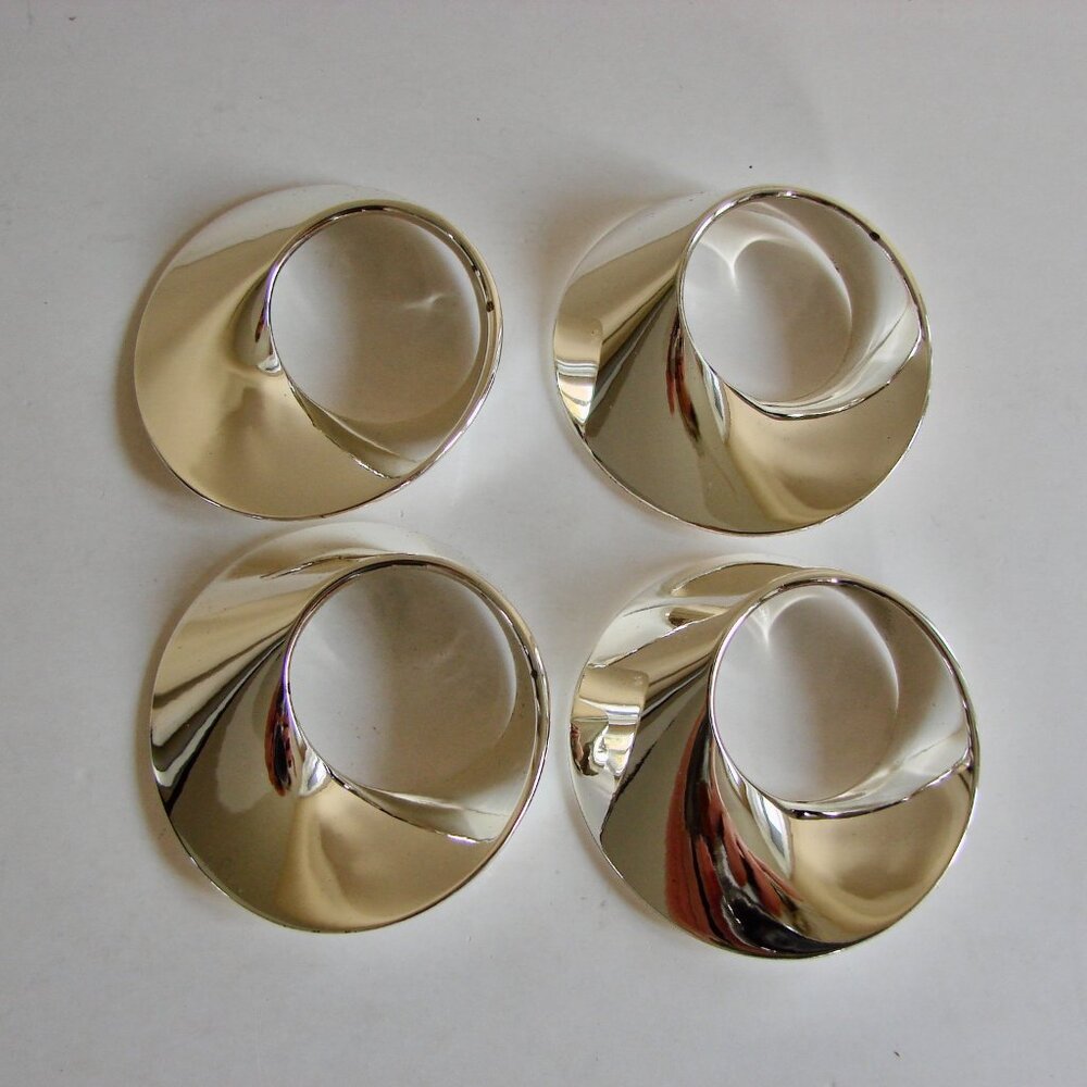 Silver Plated Napkin Rings Wedgwood Twist Set of 4 Elegant Modern Holiday Dinner